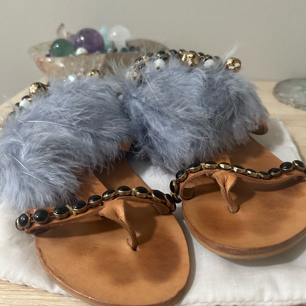 Chic Tan and Gray Fur Sandals